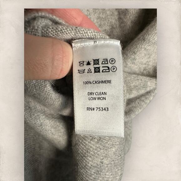 Nanette Lepore Women Cashmere Sweater Gray Pullover Knit Scallop Long Sleeve XS - Picture 6 of 6